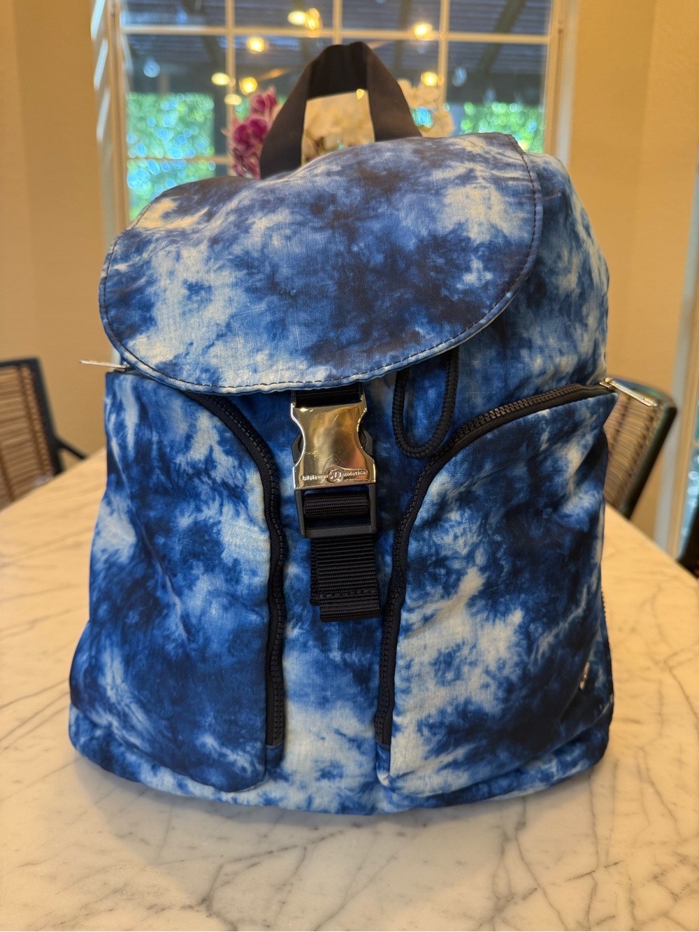 Lululemon Carry Onward Rucksack *12L  tie dye blue